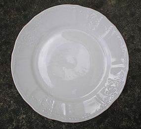 Talíř mělký Bernadotte o průměru 21cm porcelánový